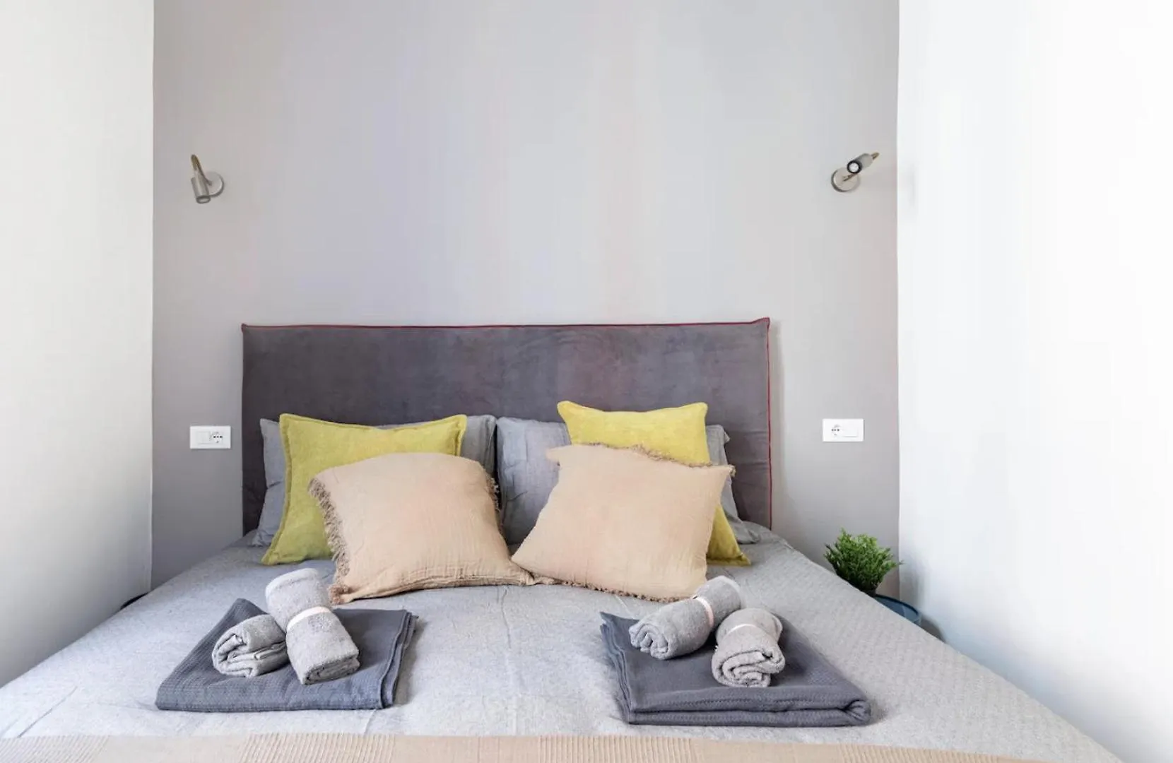 Trastevere 68 Stylish Apartment Rome